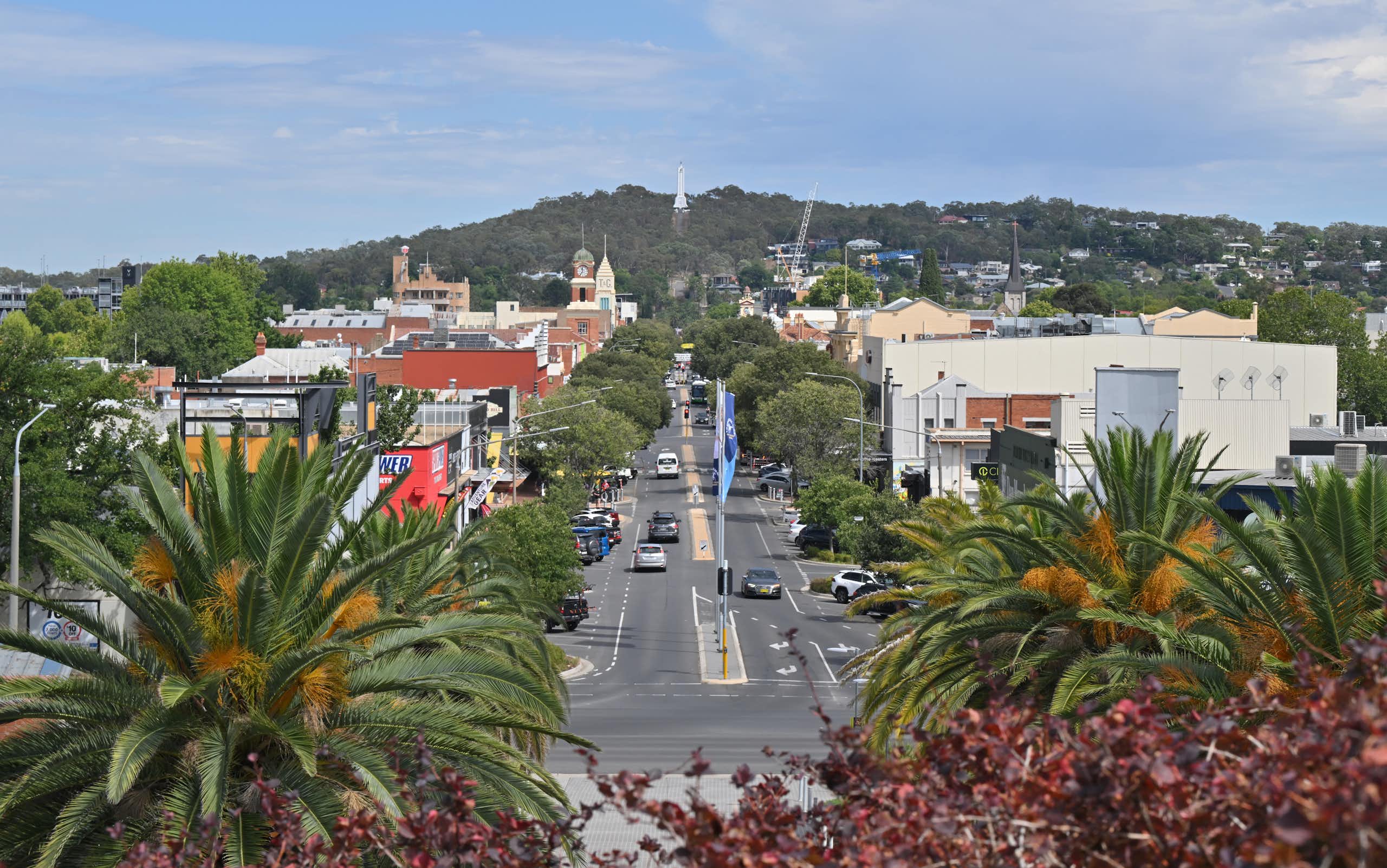 Looking down over Dean St in Albury, NSW